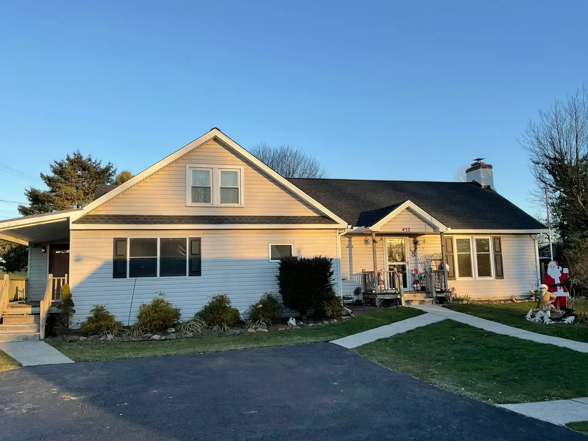 Siding Replacement Services to Boost Curb Appeal and Protection